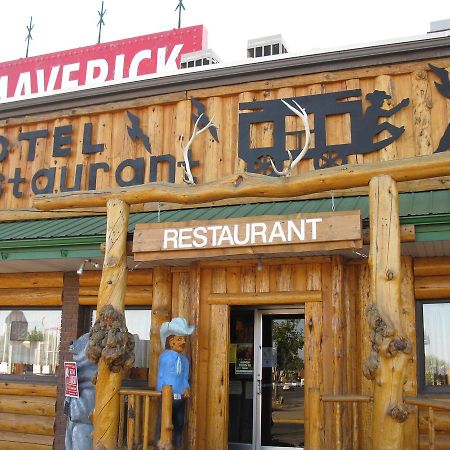Frontier Lodge ランダー エクステリア 写真