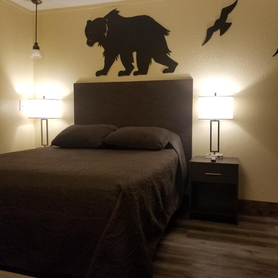 Frontier Lodge ランダー エクステリア 写真